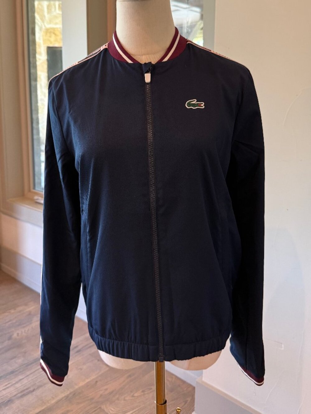 Women's Lacoste Recycled Fiber Stretch Ultra-Dry Tennis Jacket Size 36 - Picture 2 of 4
